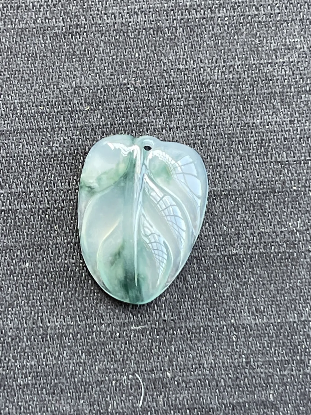 缅甸翡翠A货，冰飘花叶子，学业有成，事业有成，上身效果很好，