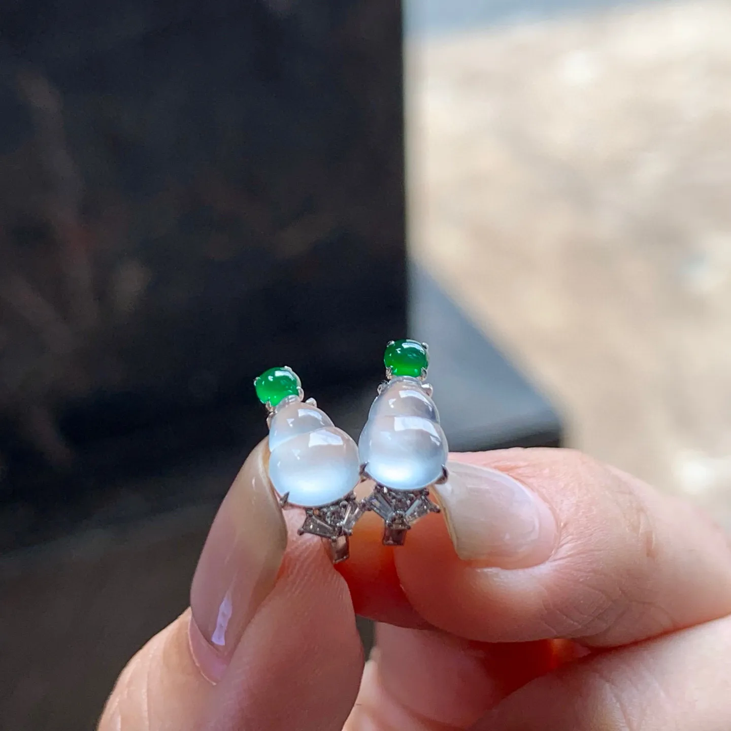 冰种葫芦耳环
种老 真金镶嵌