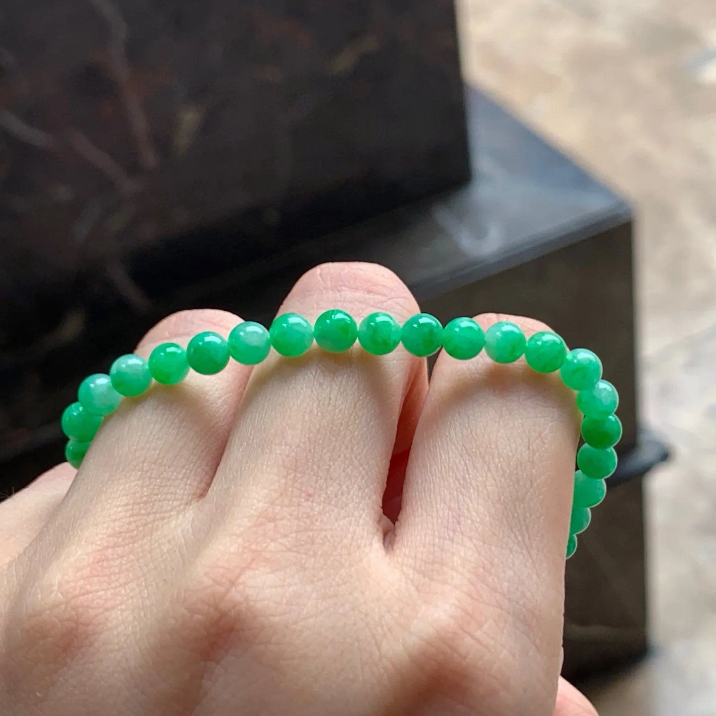 阳绿手串