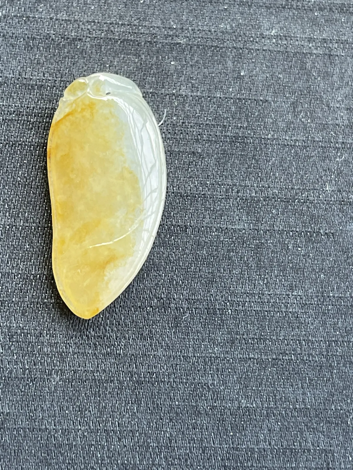 缅甸翡翠A货，冰黄福瓜，福在人间，上身效果非常好，幸福长久