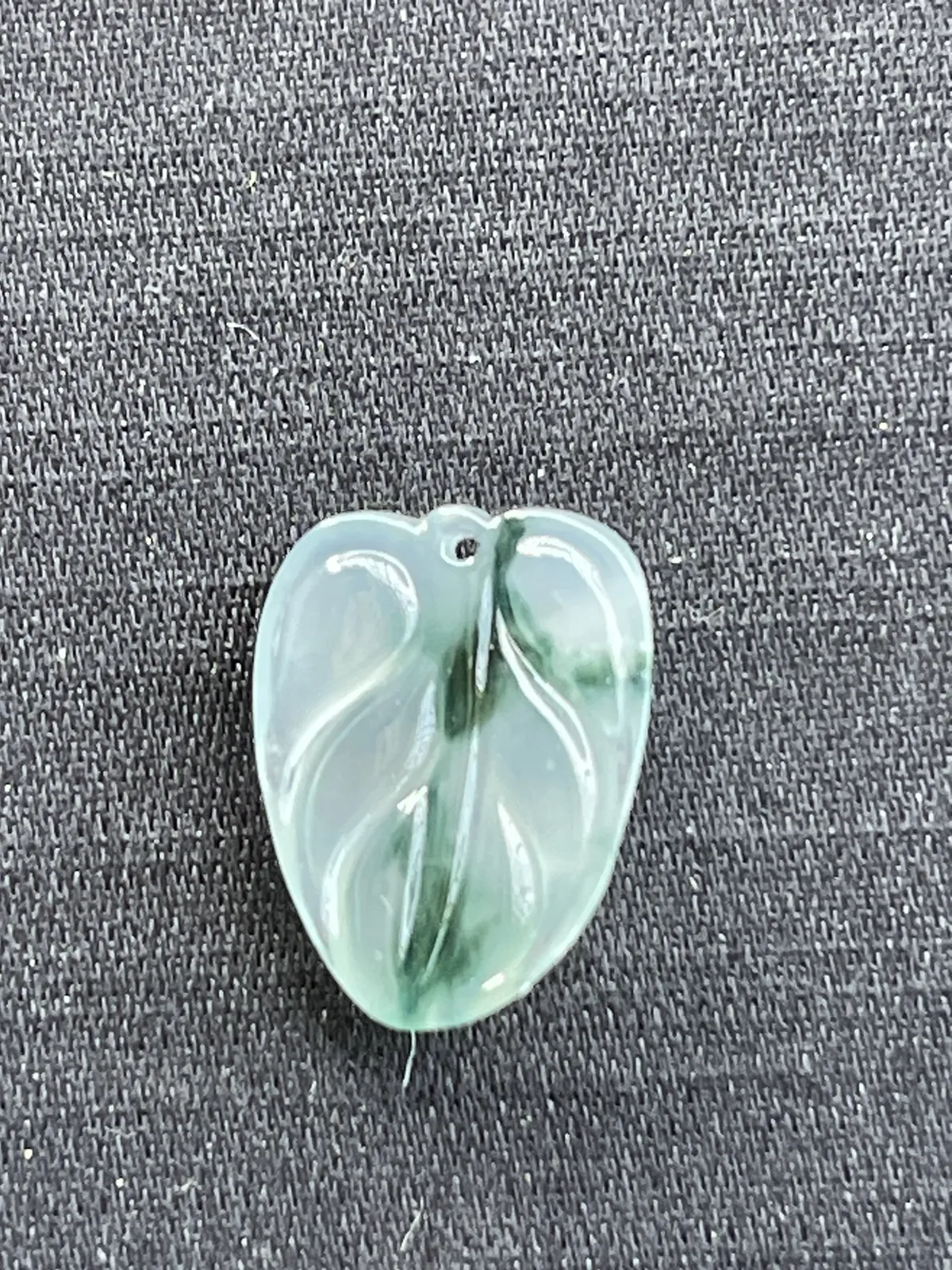 缅甸翡翠A货，冰飘花叶子，学业有成，事业有成，上身效果很好，