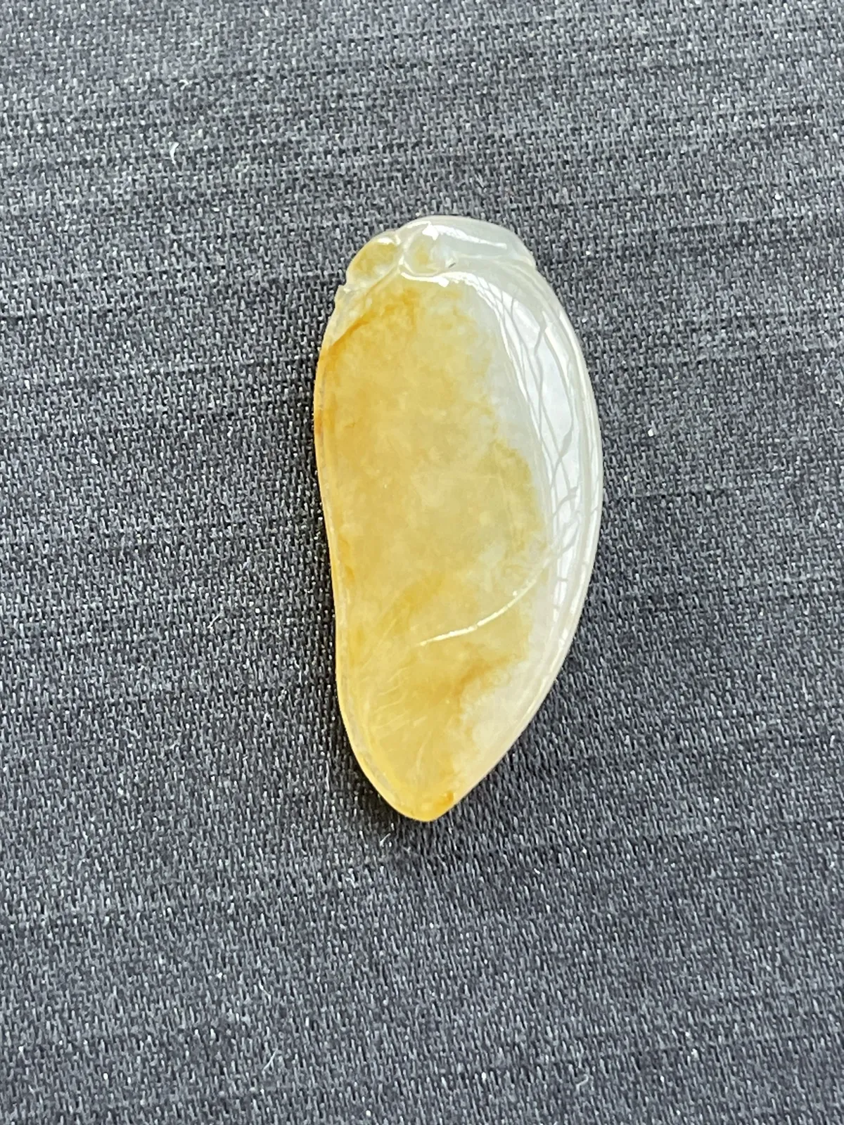 缅甸翡翠A货，冰黄福瓜，福在人间，上身效果非常好，幸福长久