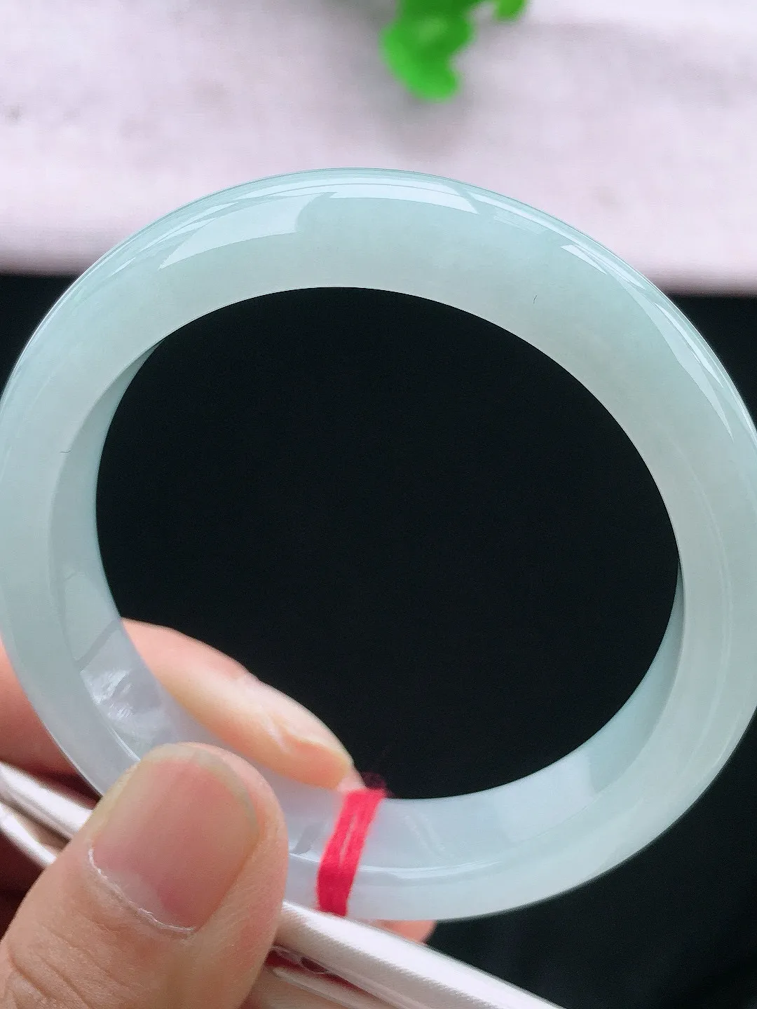正圈52-53可戴，种老水足，尺寸53/12/8mm，白冰正圈翡翠手镯
