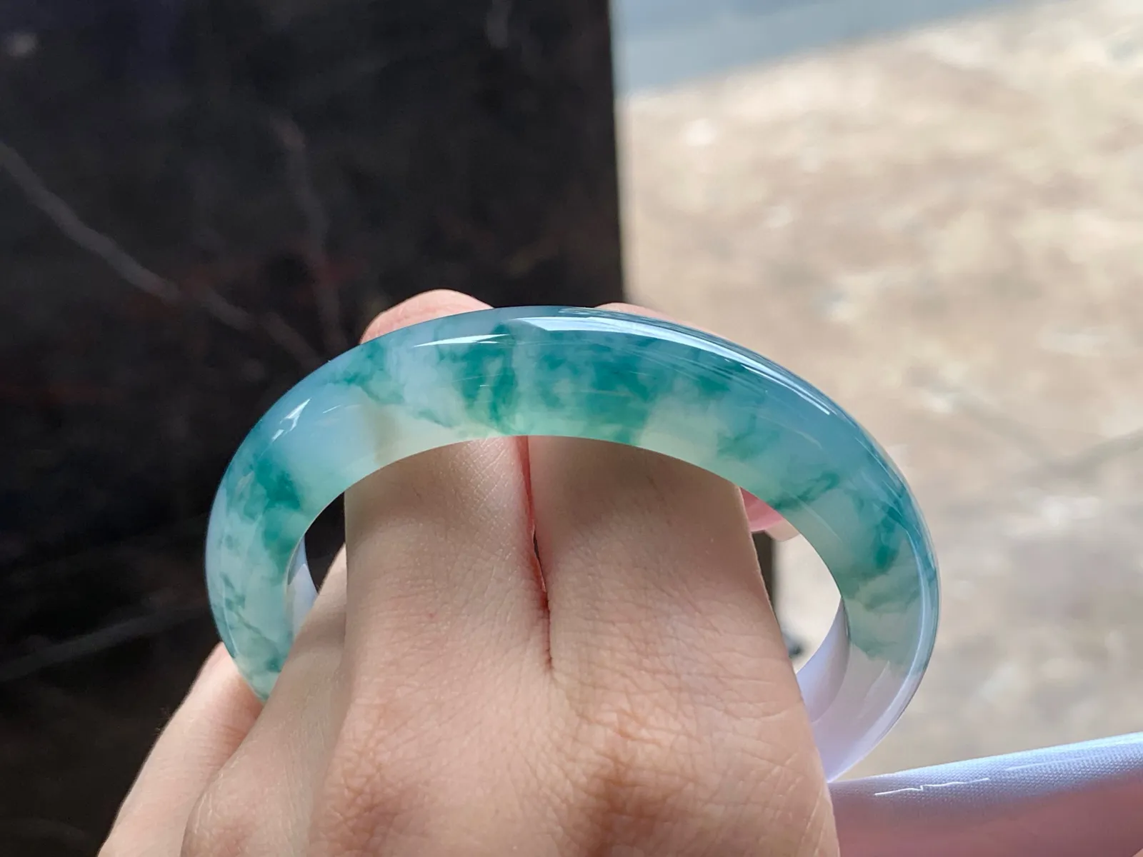冰种飘花手镯
种好54.5/11/8.8mm