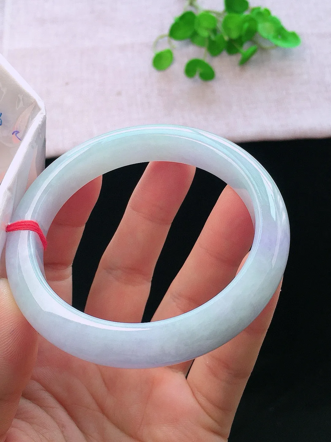 正圈62-63可戴，种老水足，尺寸63/12/9.4mm，紫罗兰大圈口正圈翡翠手镯
