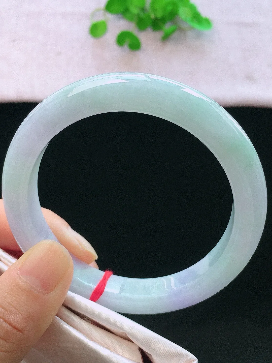 正圈62-63可戴，种老水足，尺寸63/12/9.4mm，紫罗兰大圈口正圈翡翠手镯