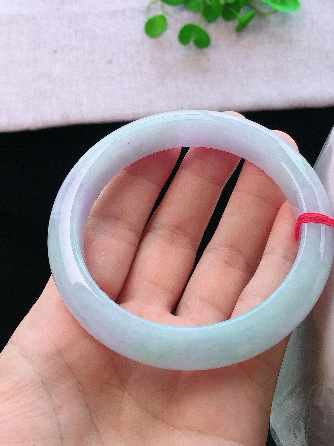 正圈62-63可戴，种老水足，尺寸63/12/9.4mm，紫罗兰大圈口正圈翡翠手镯