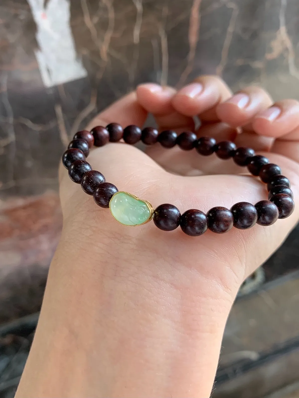 甜绿·兔兔潘多拉手串
甜绿色的小可爱，多招米米
18k