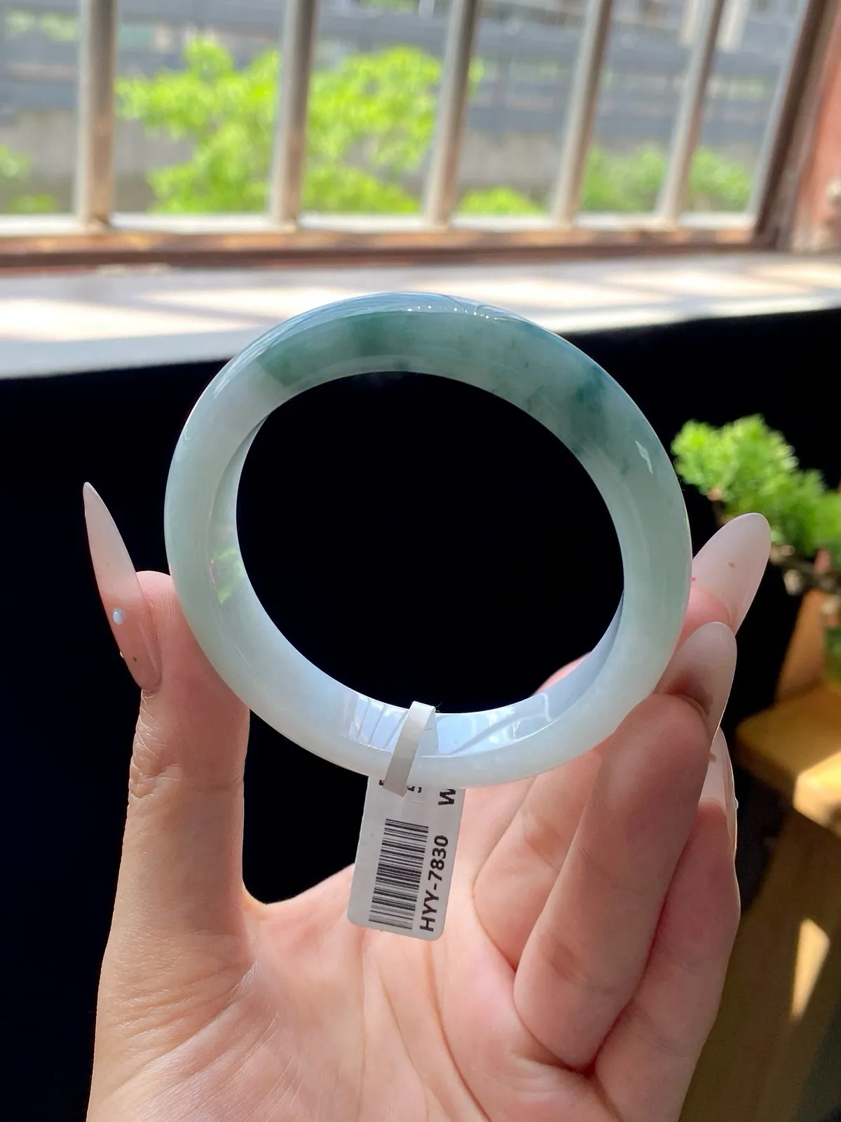 牛奶底飘花半山水正圈手镯
⭕️54.5-12.2-8.2