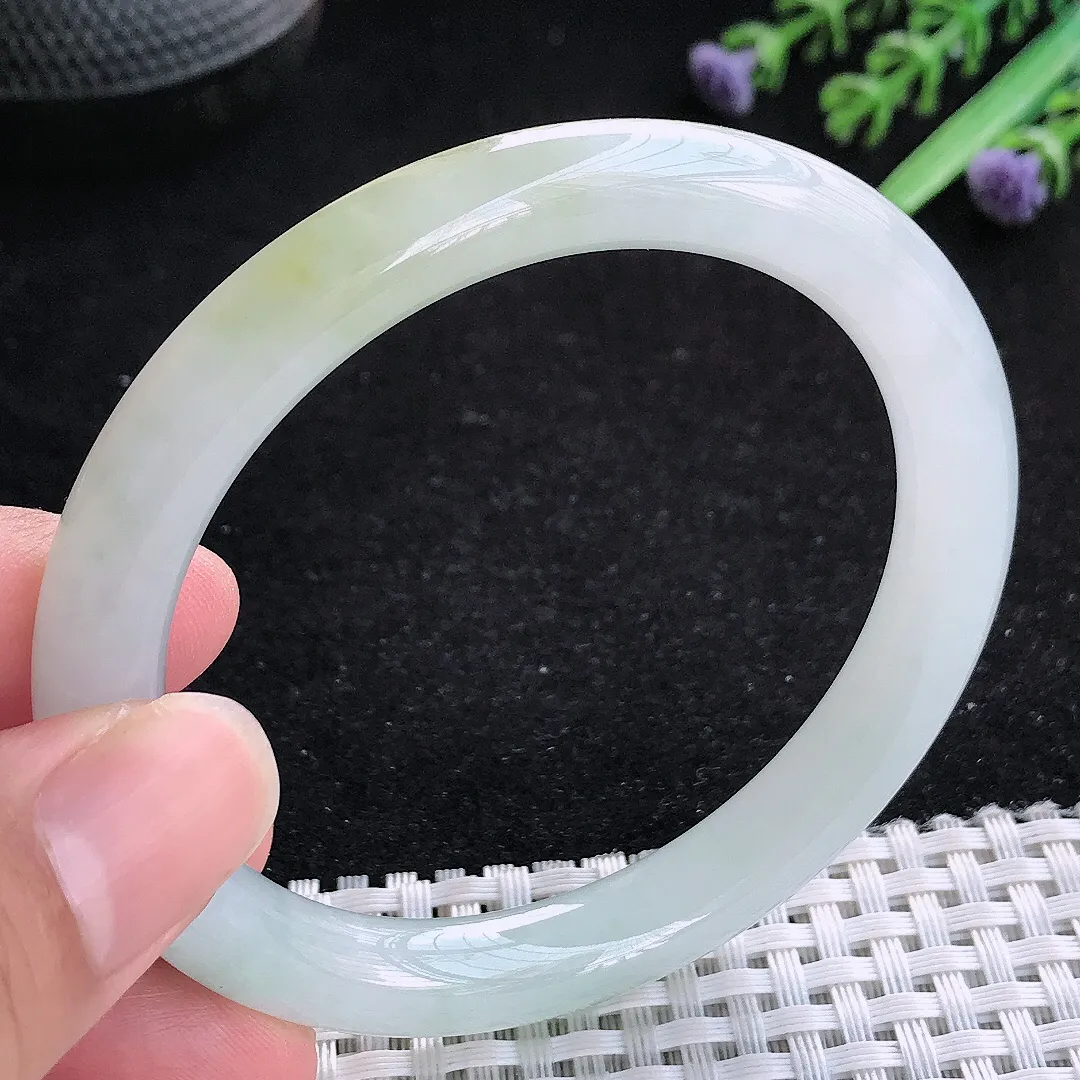 自然光56.5/9/8.6老坑冰润水灵飘黄翡圆条手镯玉镯百搭