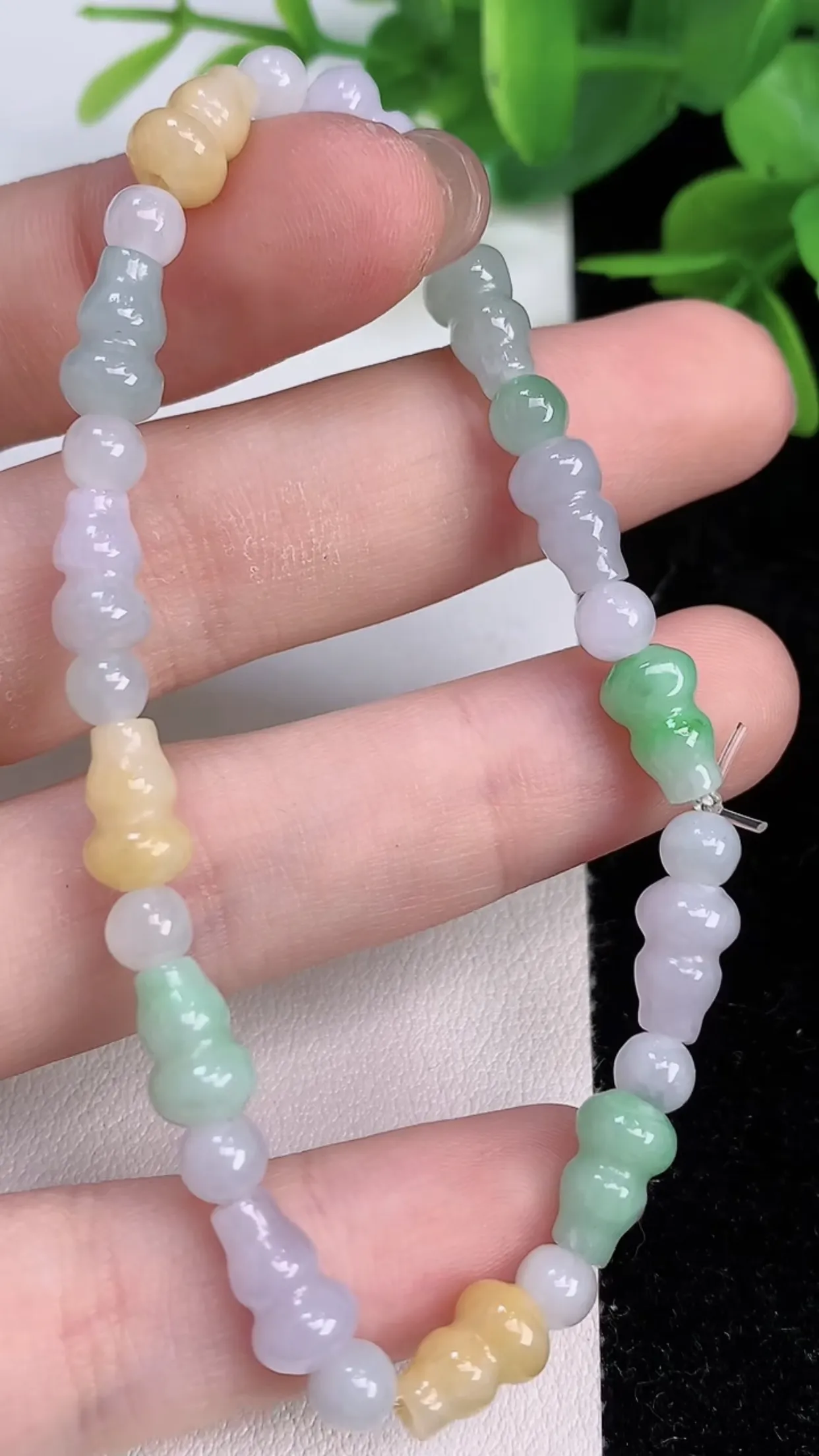 缅甸天然翡翠a货 冰润双彩葫芦手串 手链  尺寸9.2-6-5mm  y 9.36