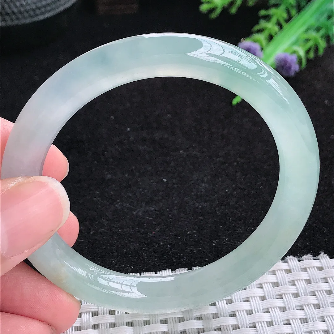 自然光53.5/8.9/8.8老坑冰种果冻胶冰飘花圆条手镯玉镯百搭