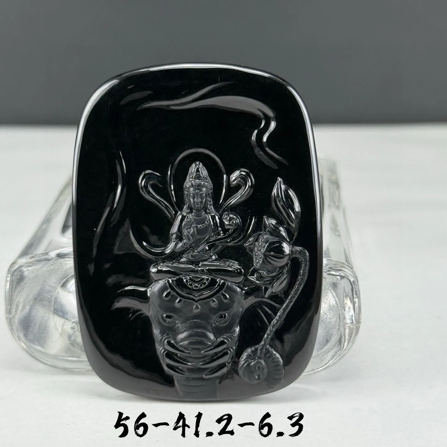 精品墨翠普贤菩萨 种好色正 黑度极好 打灯通透 油性十足 尺寸56