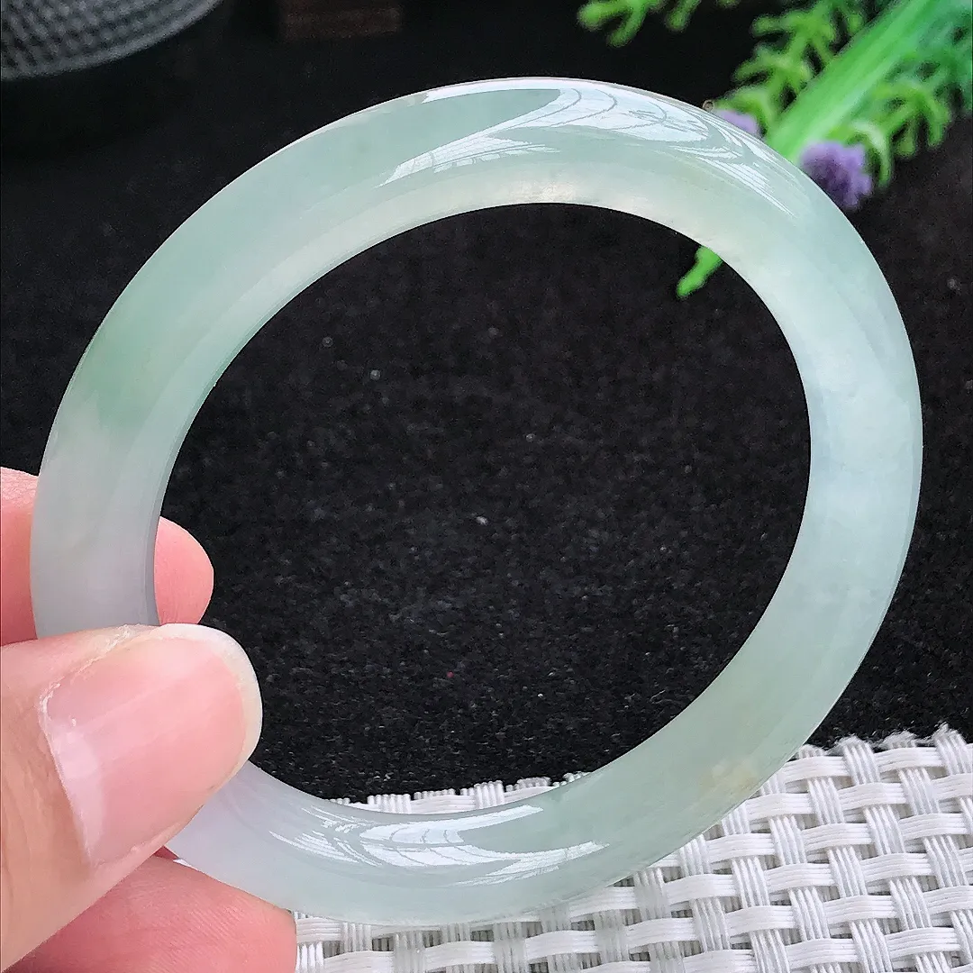 自然光53.5/8.9/8.8老坑冰种果冻胶冰飘花圆条手镯玉镯百搭