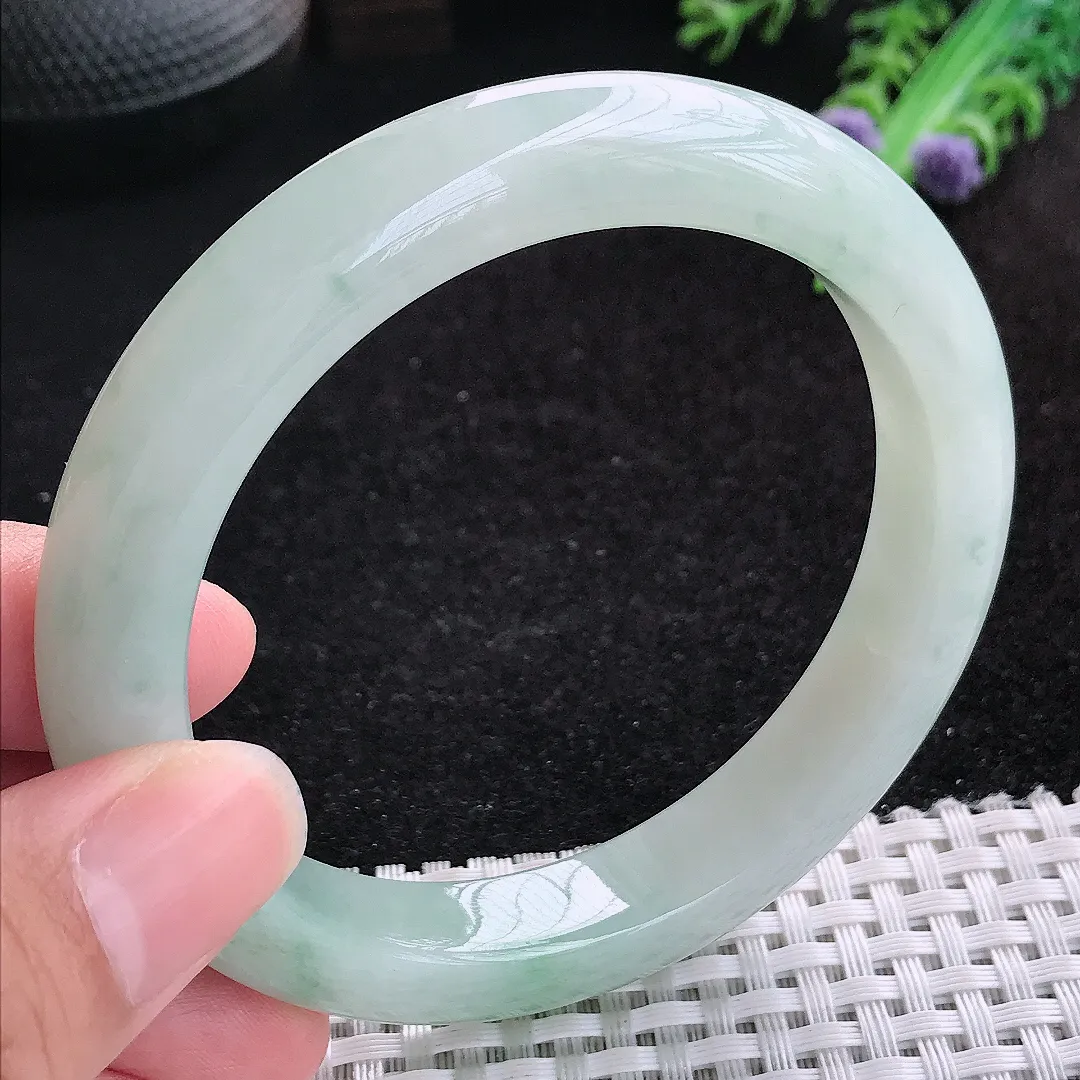 自然光60/11.5/9.3老坑冰润水灵飘花大圈口手镯玉镯百搭妈妈