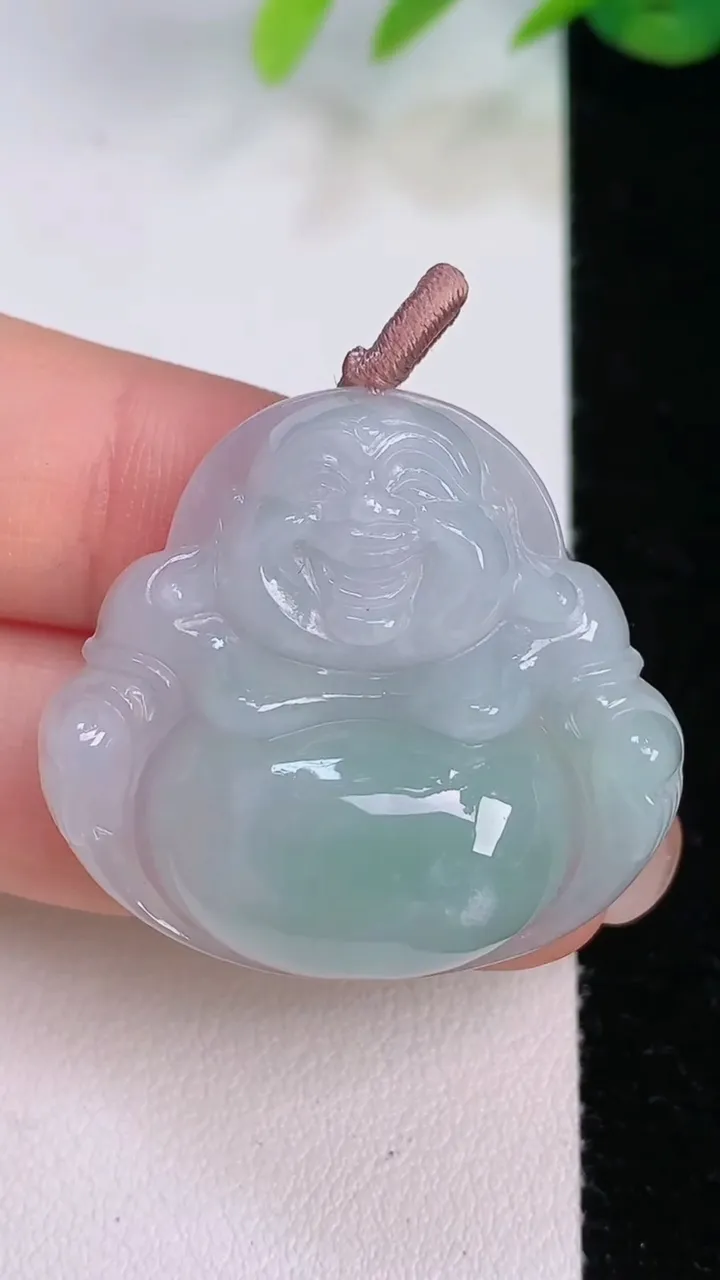 天然A货翡翠佛公吊坠，尺寸31-33.4-8.7，重量:12.44g
8月1日