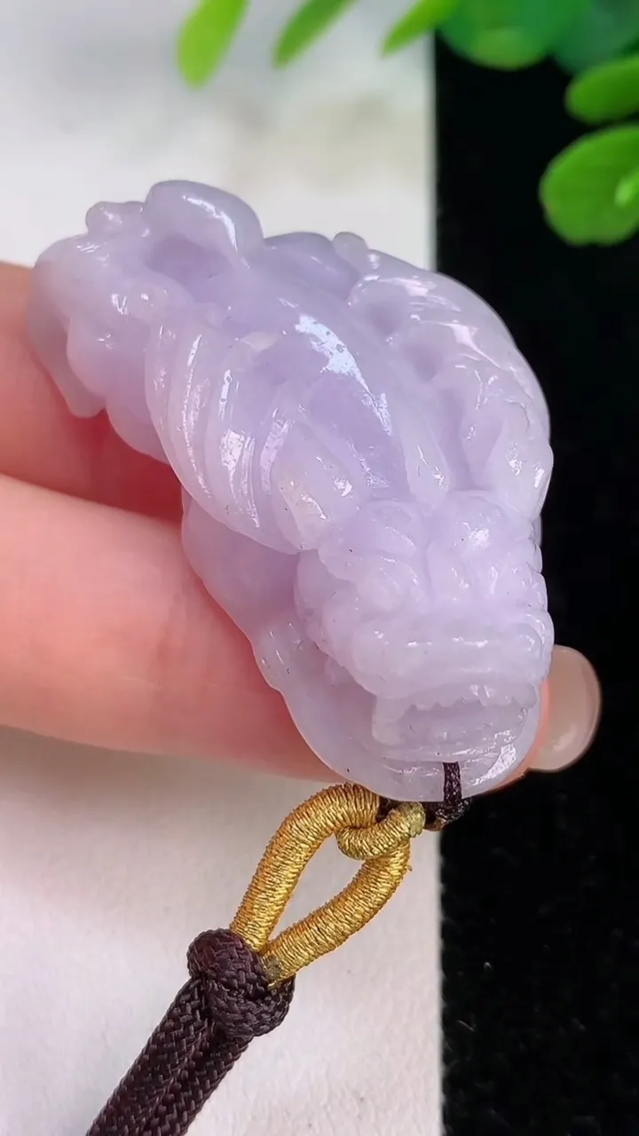 天然A货翡翠紫罗兰貔貅吊坠，尺寸47-23.8-14.5，重:25.22g
8月1日