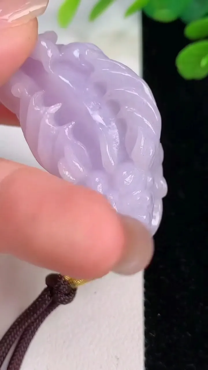 天然A货翡翠紫罗兰貔貅吊坠，尺寸47-23.8-14.5，重:25.22g
8月1日