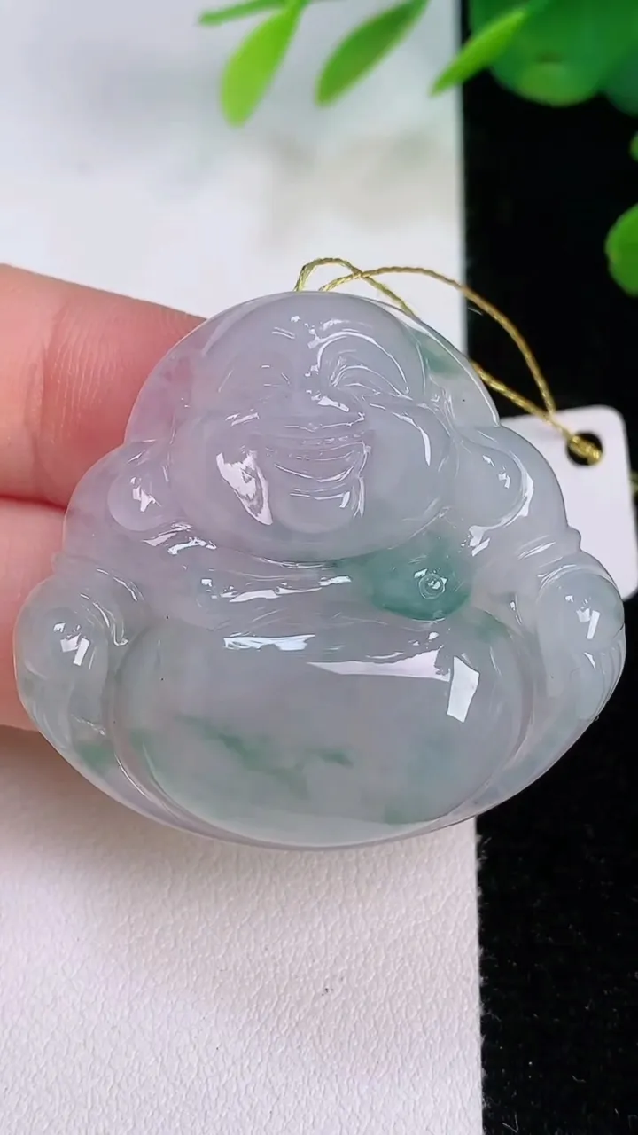 天然A货翡翠冰种飘花佛公吊坠，尺寸36.3-39.5-8，重量:16.71g
8月2日