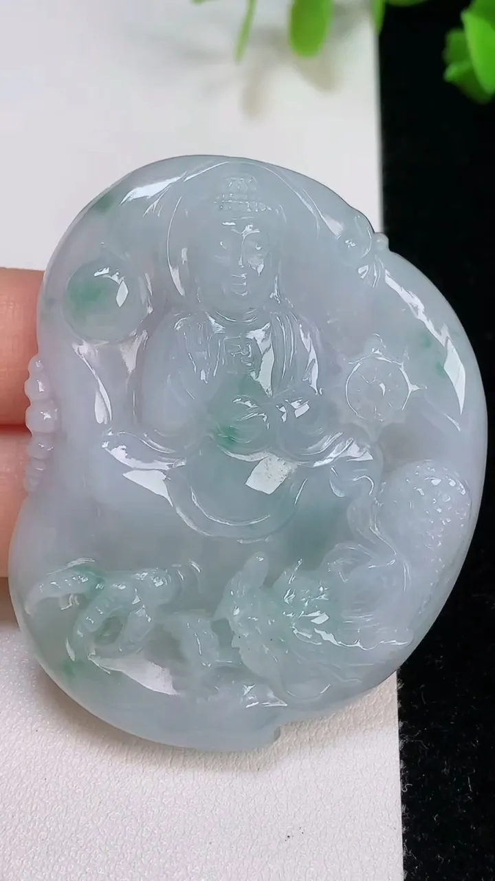 天然A货翡翠飘花祥龙阿弥陀佛吊坠，尺寸56.2-44.2-7.3，重:33.67g
8月6日