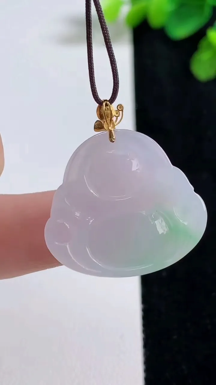 天然A货翡翠佛公吊坠，尺寸23.7-26.2-5，重量:5.26g
8月10日