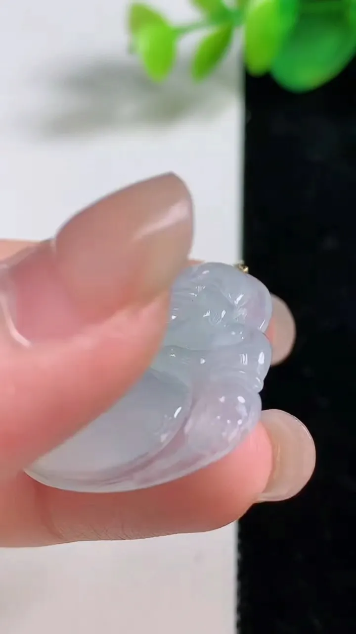 天然A货翡翠佛公吊坠，尺寸29-31-5.2，重量:6.57g
8月11日