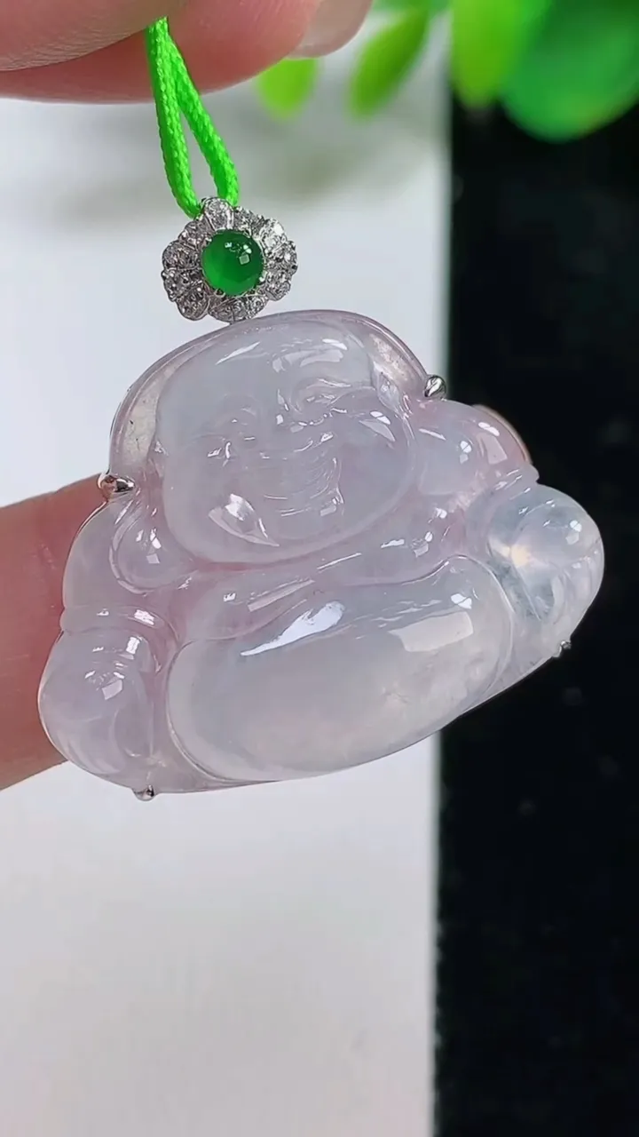 天然A货翡翠种佛公吊坠，尺寸22.3-29-6.3，重量:6.86g
8月11日