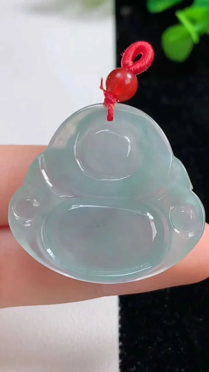 天然A货翡翠佛公吊坠，尺寸33-35-6，重量:10.55g
8月12日