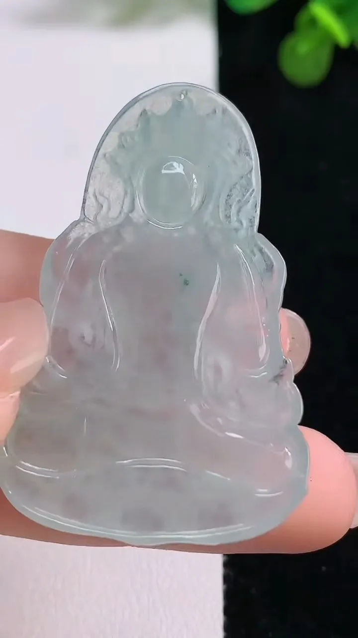 天然A货翡翠度母吊坠，尺寸47.3-29.5-5，重量:12.14g
8月13日