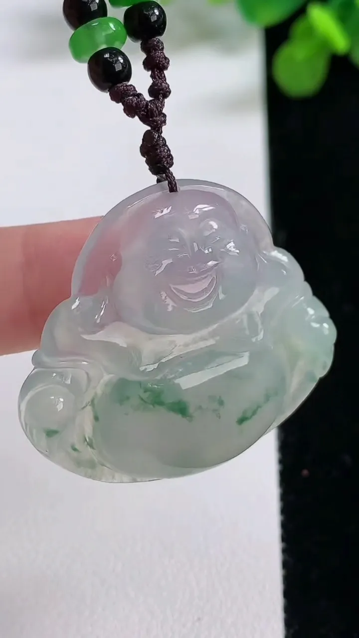 天然A货翡翠飘花佛公吊坠，尺寸34-37，重:11.76g
8月13日