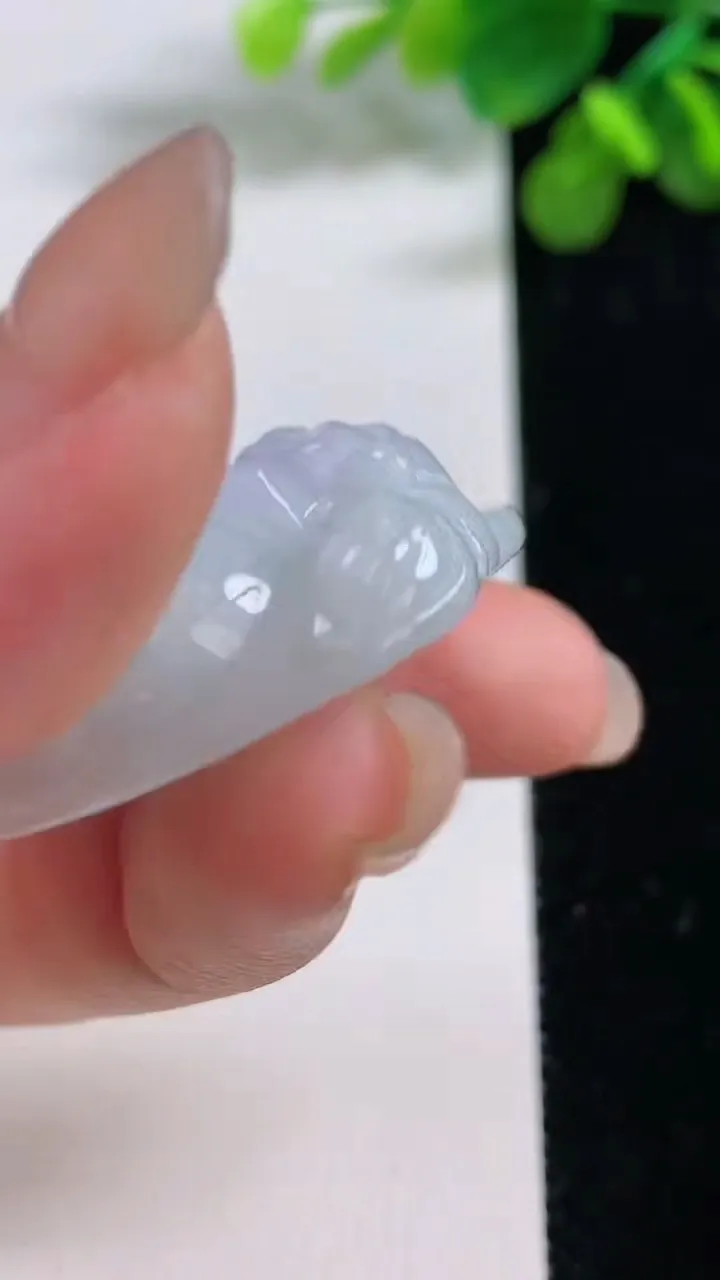 天然A货翡翠紫罗兰佛公吊坠，尺寸35-35.8-12，重量:23.93g
8月14日