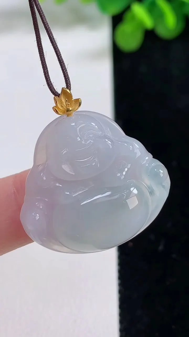 天然A货翡翠佛公吊坠，尺寸25.7-27.7-6，重量:6.37g
8月14日