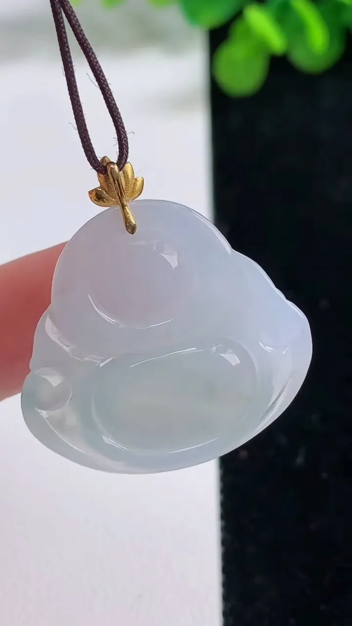 天然A货翡翠佛公吊坠，尺寸25.7-27.7-6，重量:6.37g
8月14日