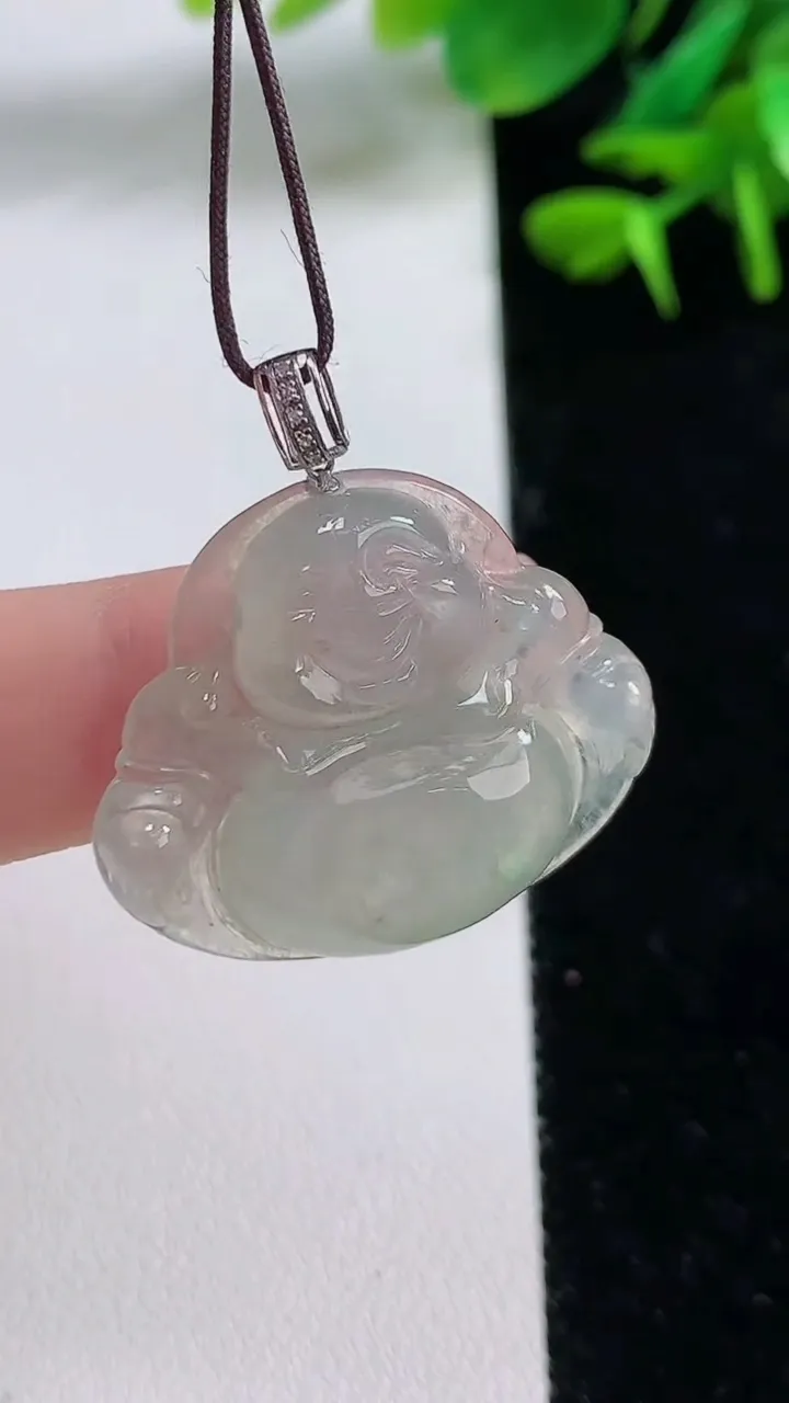 天然A货翡翠佛公吊坠，尺寸26-30.4-6，重:6.87g
8月14日