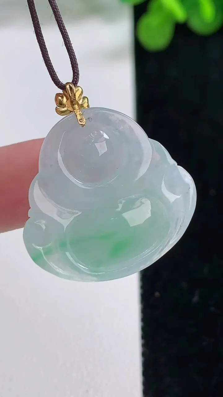 天然A货翡翠佛公吊坠，尺寸24.4-26-6，重量:5.72g
8月14日