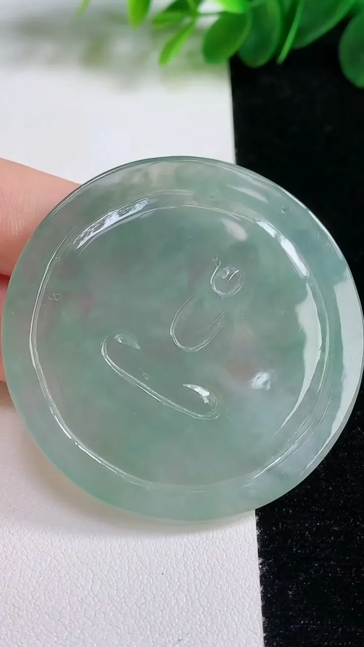 天然A货翡翠文殊菩萨吊坠，尺寸51.7-5，重:26.36g
8月15日