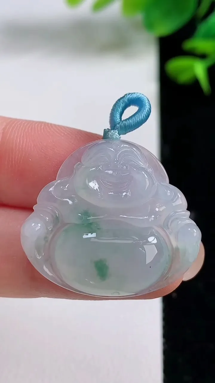 天然A货翡翠冰种飘花佛公吊坠，尺寸25-27.8-5.4，重量:5.13g
8月15日