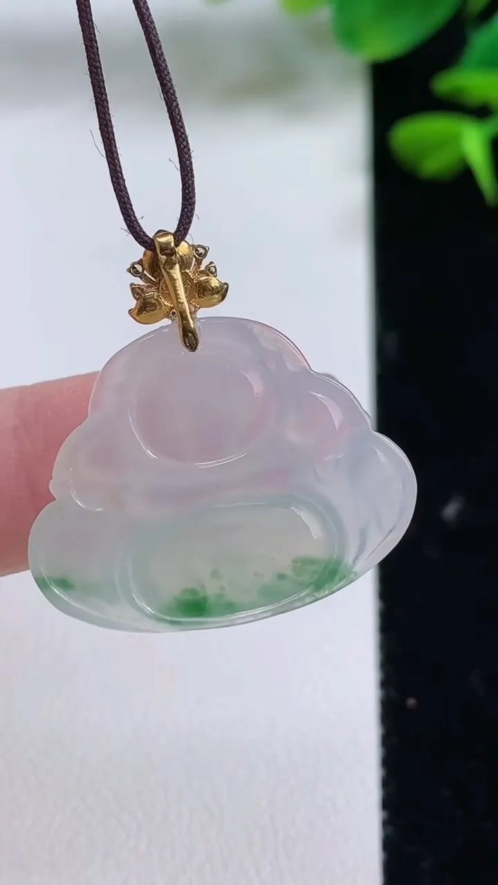 天然A货翡翠佛公吊坠，尺寸22-27-4，重量:3.97g
8月15日