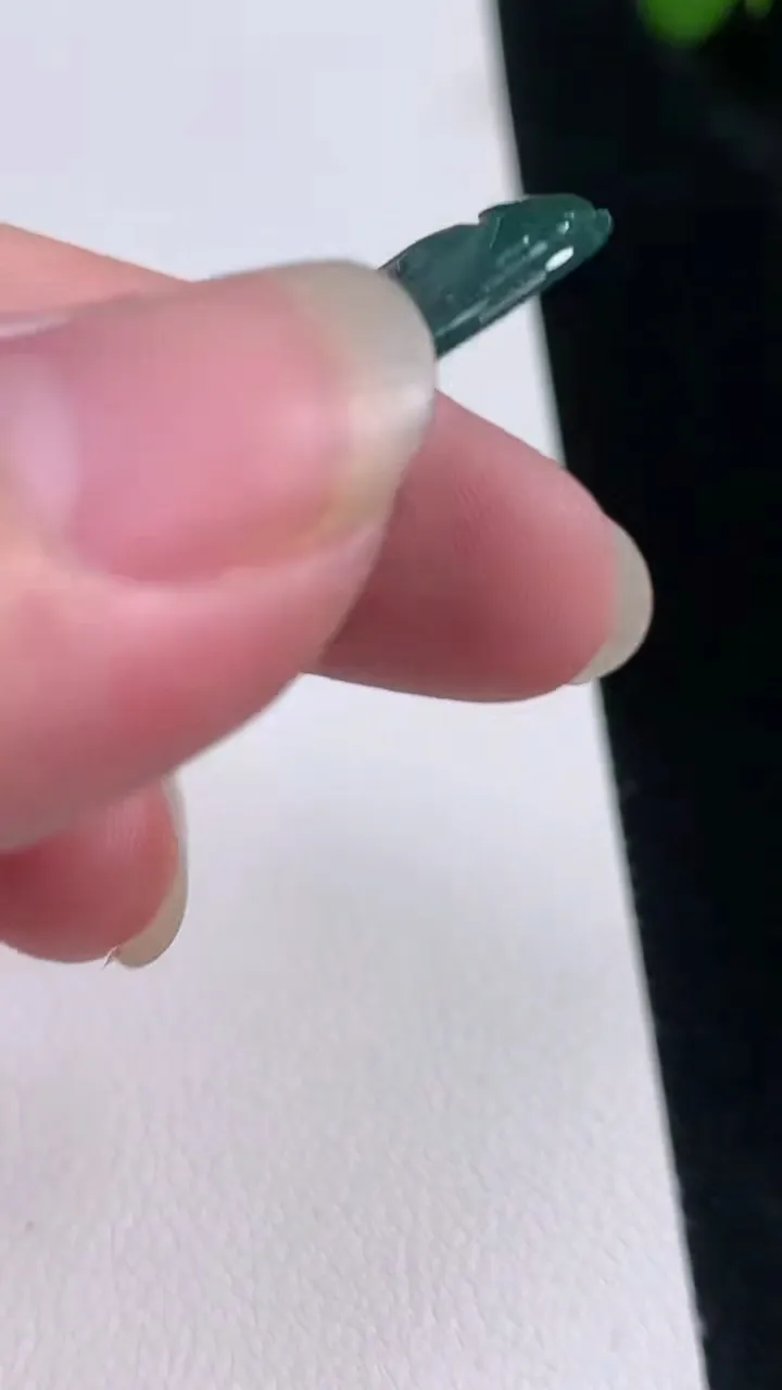 天然A货翡翠蓝水观音菩萨吊坠，尺寸47.7-26.8-4.6，重:9.65g
8月22日