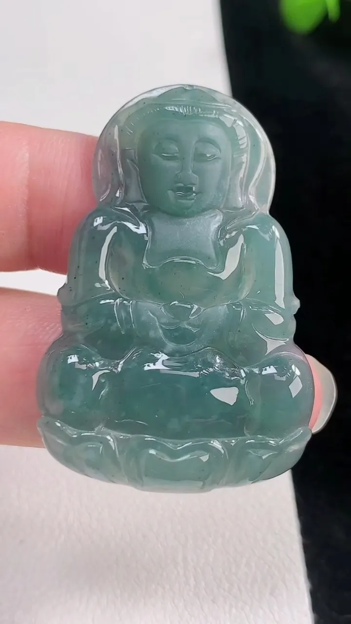 天然A货翡翠蓝水观音菩萨吊坠，尺寸46-31.4-4.6，重:11.37g
8月22日