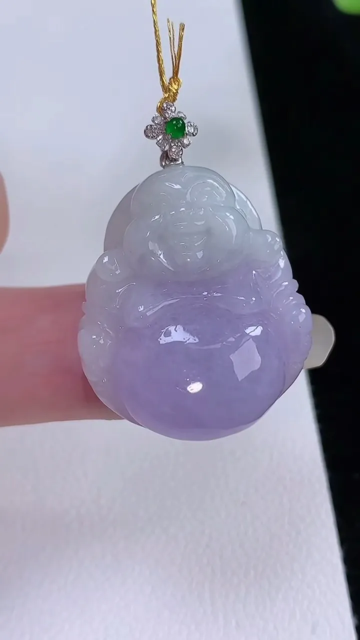 天然A货翡翠18k金紫罗兰佛公吊坠，尺寸27.3-23.6-8.5，重量:10.00g
8月23日