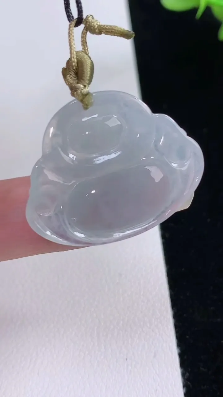 天然A货翡翠佛公吊坠，尺寸24.5-30.3-5.4，重量:6.58g
8月23日