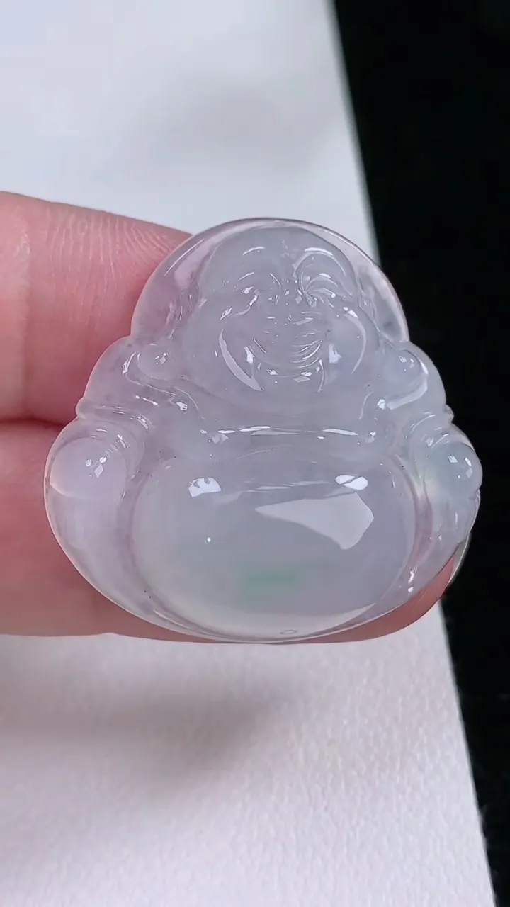 天然A货翡翠佛公吊坠，尺寸31-32.8-6.7，重量:10.40g
8月23日