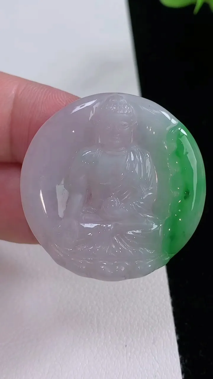 天然A货翡翠阿弥陀佛吊坠，尺寸35-34.6-4，重量:9.89g
8月24日