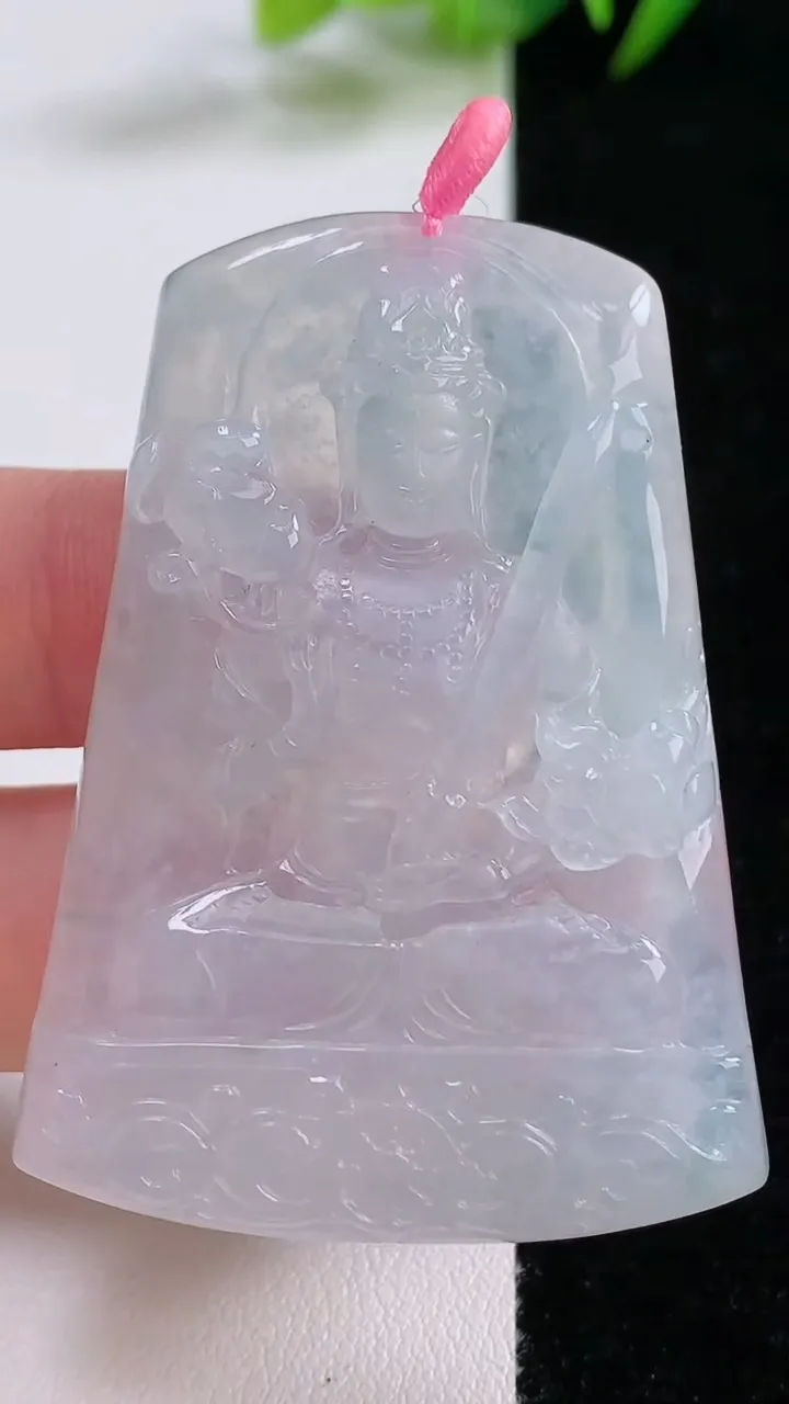 天然A货翡翠虚空藏观音菩萨吊坠，尺寸52.5-39.5-5.5，重量:24.89g
8月25日