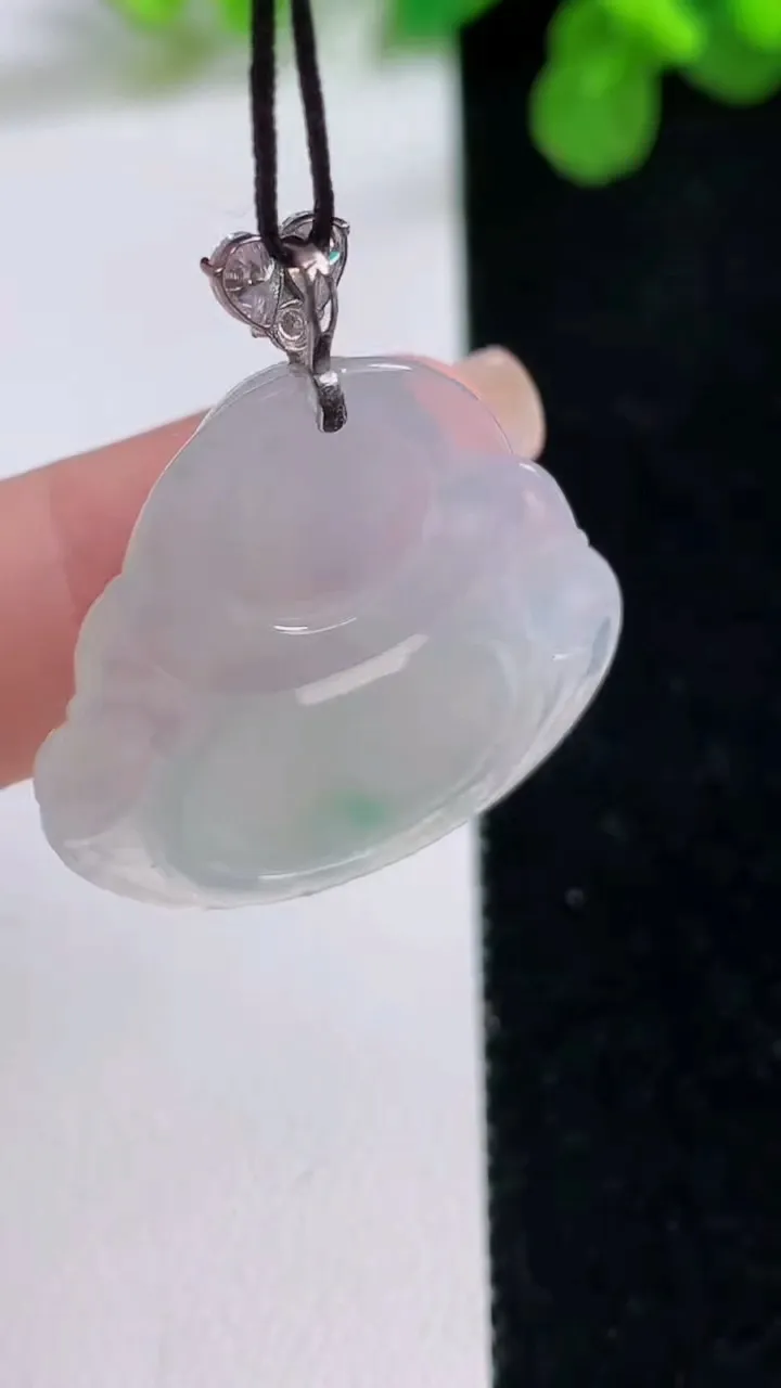 天然A货翡翠佛公吊坠，尺寸27-29.2-6，重量:7.45g
8月26日