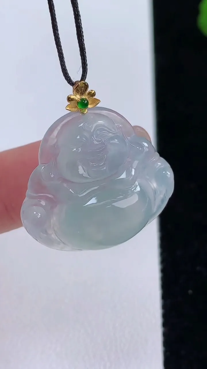 天然A货翡翠佛公吊坠，尺寸23.4-25-5.8重量:5.28g
8月27日