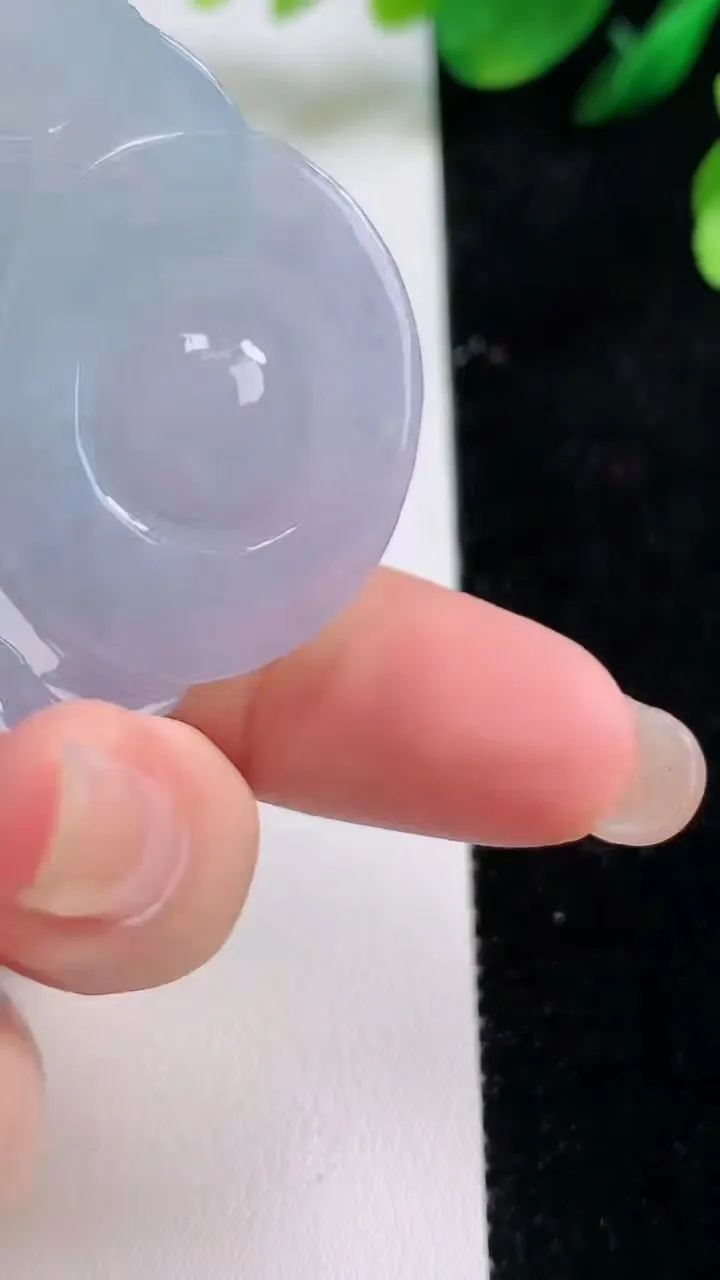 天然A货翡翠佛公吊坠，尺寸42-47.6-12，重量:34.38g
8月28日