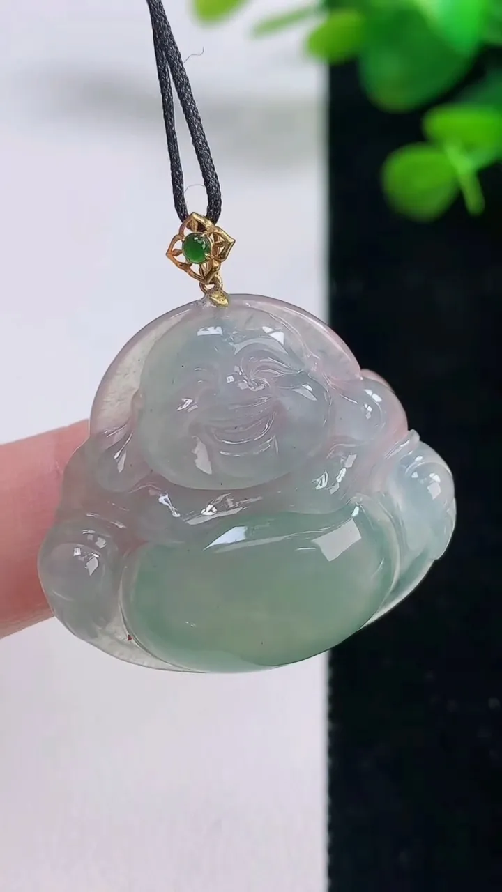 天然A货翡翠佛公吊坠，尺寸28.3-31-5.8，重量:7.49g
8月29日