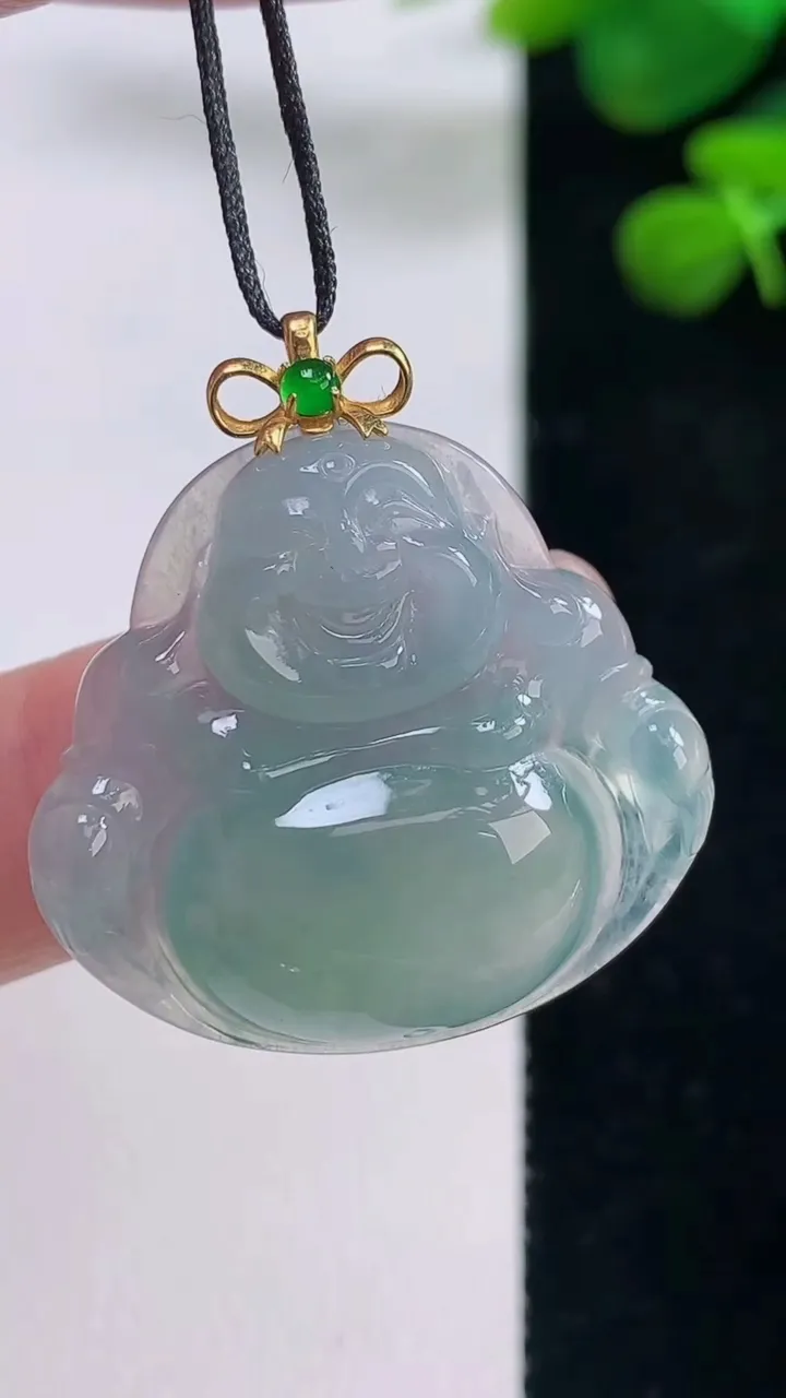 天然A货翡翠佛公吊坠，尺寸27-29.3-6，重量:6.98g
8月29日